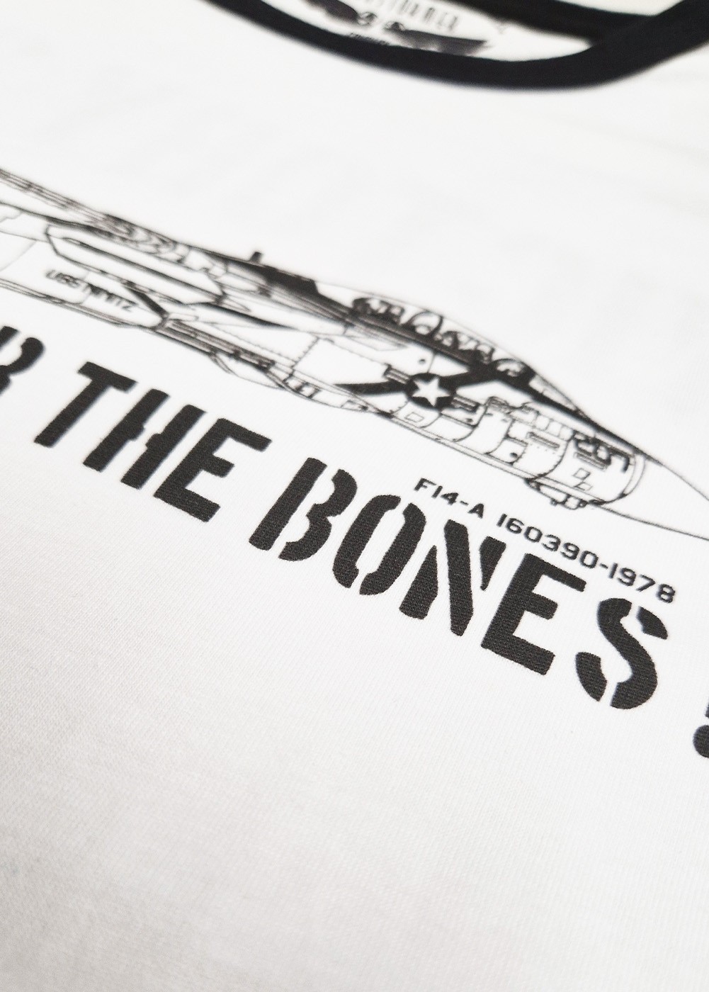 "Fear the bones !" T-shirt - Romain Hugault collection | Barnstormer