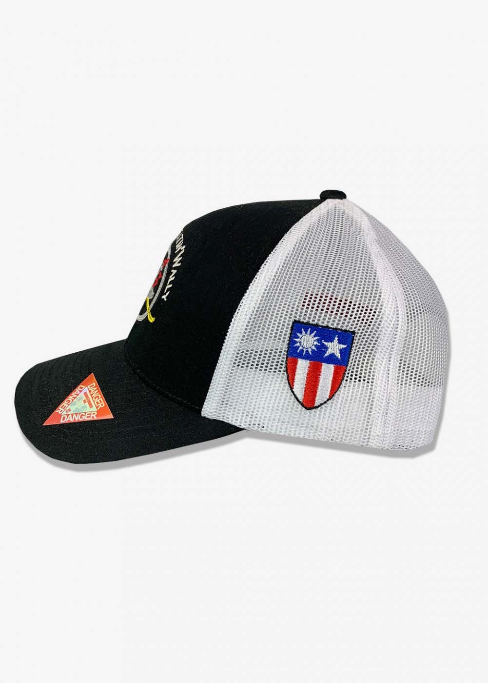 "P-61 Sweatin'Wally" trucker cap | Barnstormer