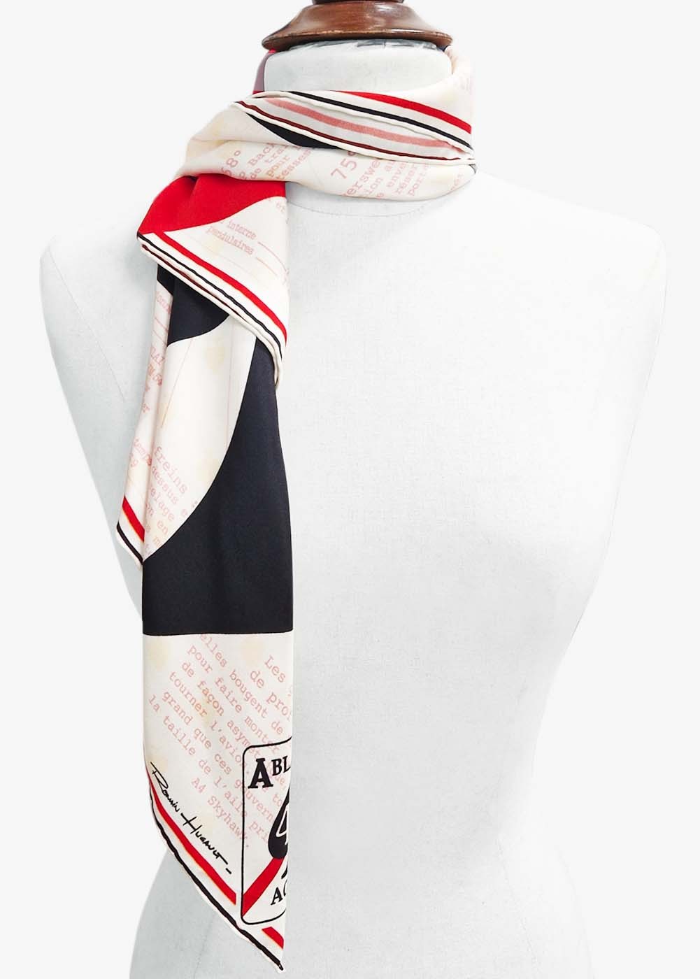 Foulard "VF41" - Romain Hugault collection | Barnstormer